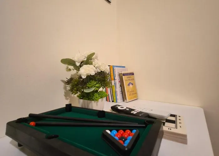 ホテル The Minimalist Studio 2818 At Urban Deca Cubao マニラ市